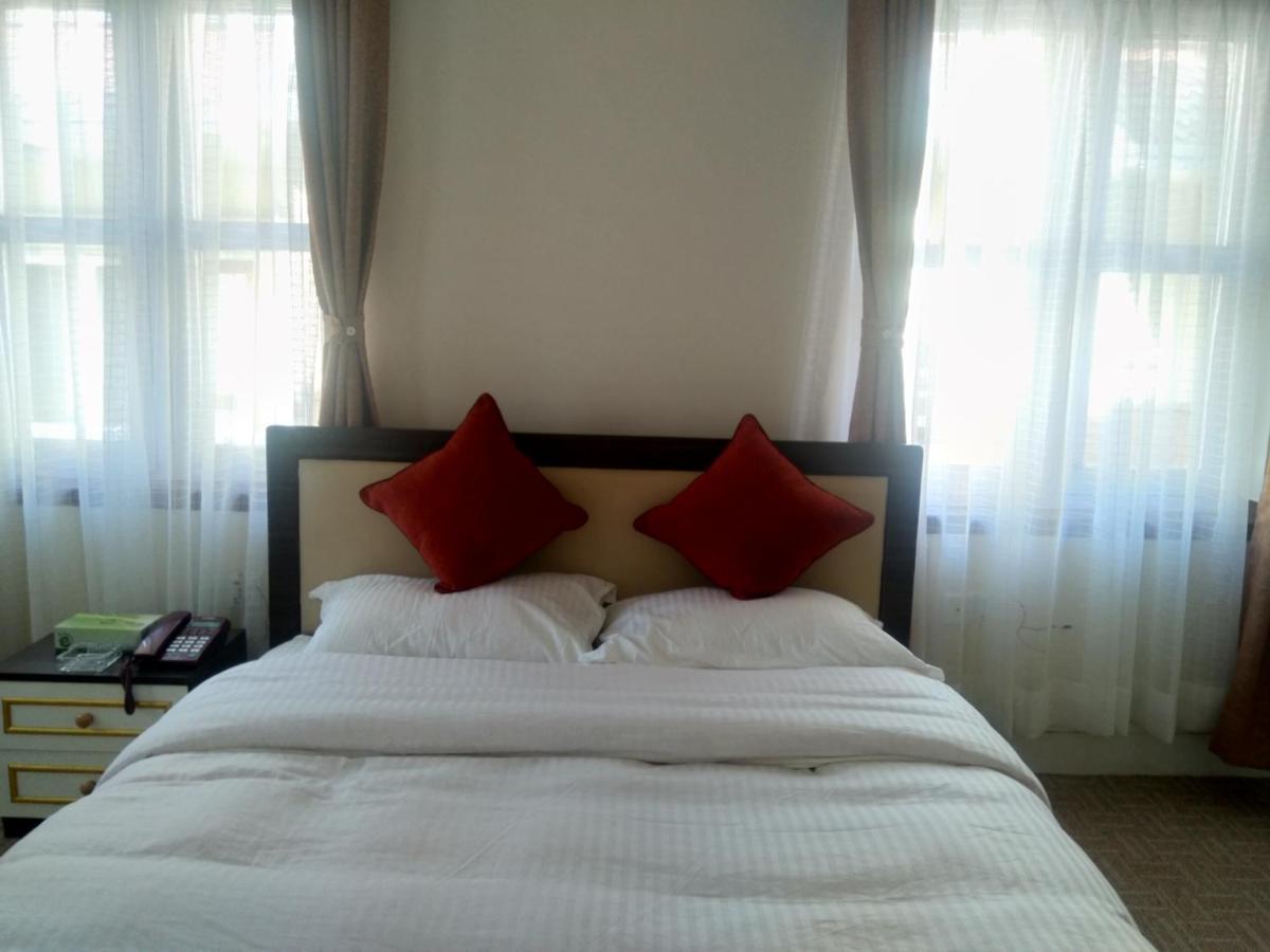 Hidden Leaf Bed & Breakfast Lalitpur Bagian luar foto